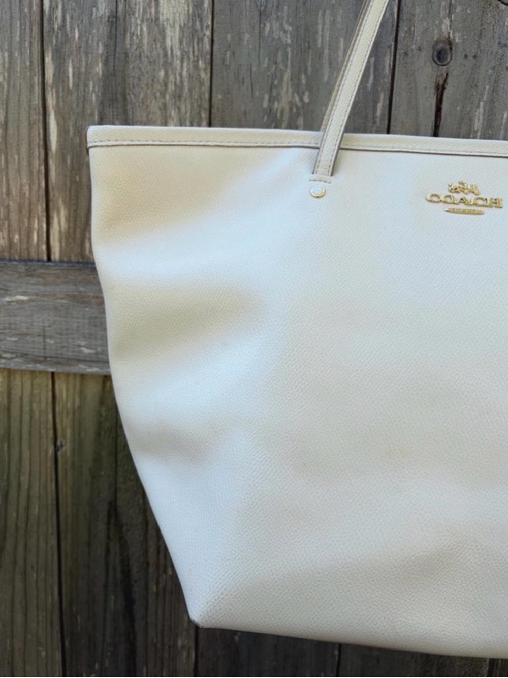 Coach White Leather Tote with Gold Accents - Picture 4 of 10